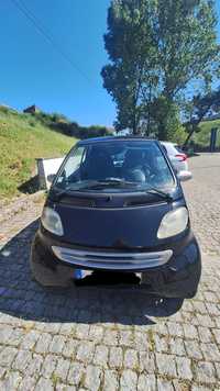 Vendo smart a diesel a funcionar plenamente. tem +/- 141 530 km. Ano 2