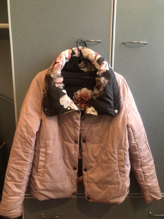 Курточка весна зручна двохстороння