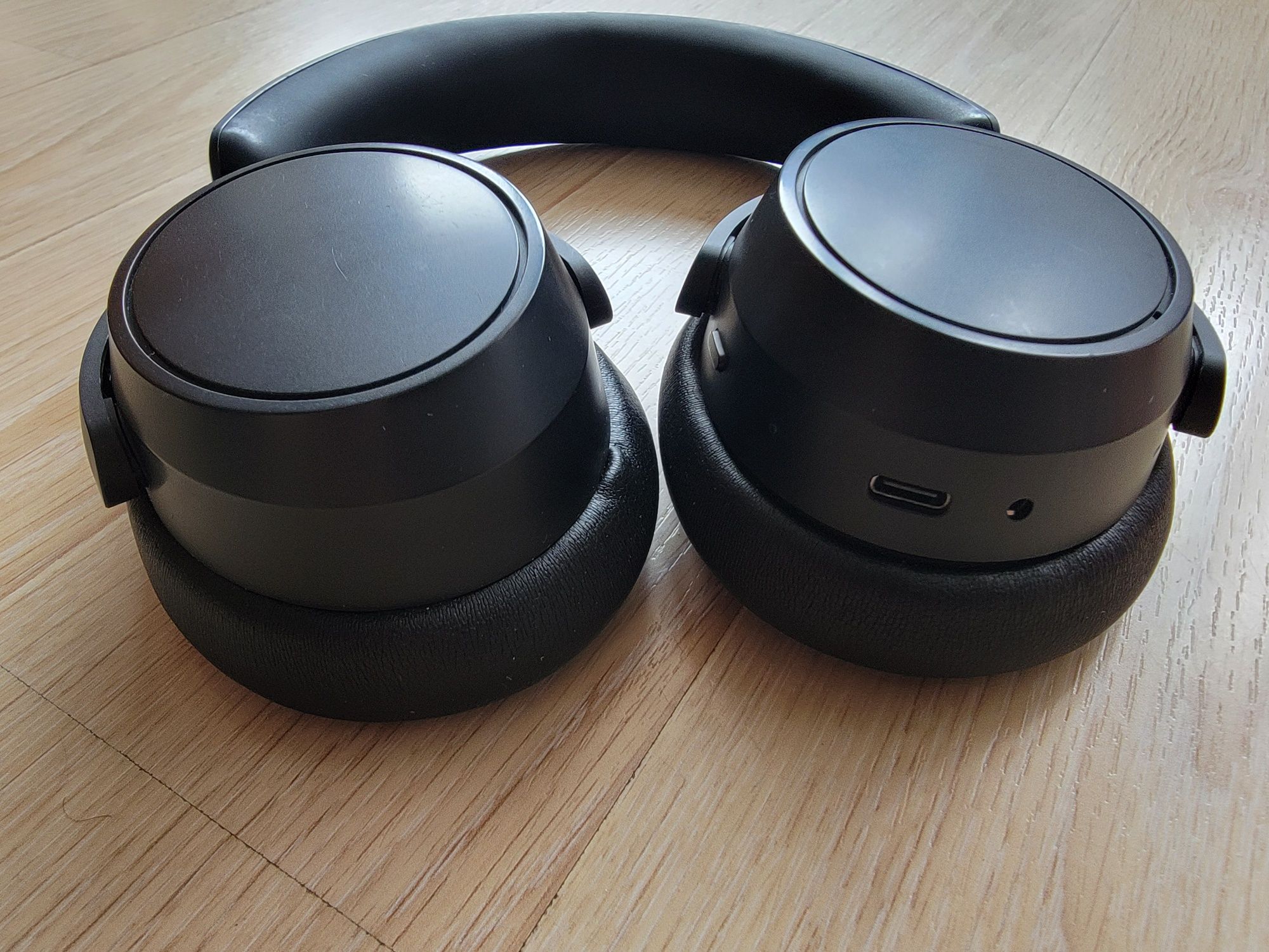 Топові Sennheiser accentum plus