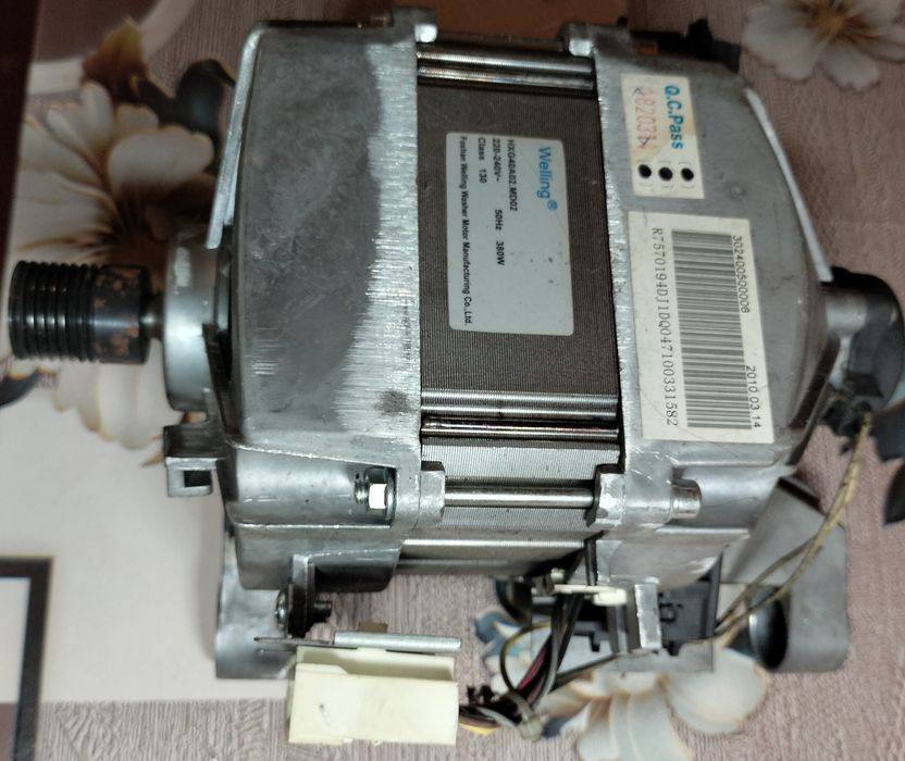 Электро двигатель от стиральной машины Welling