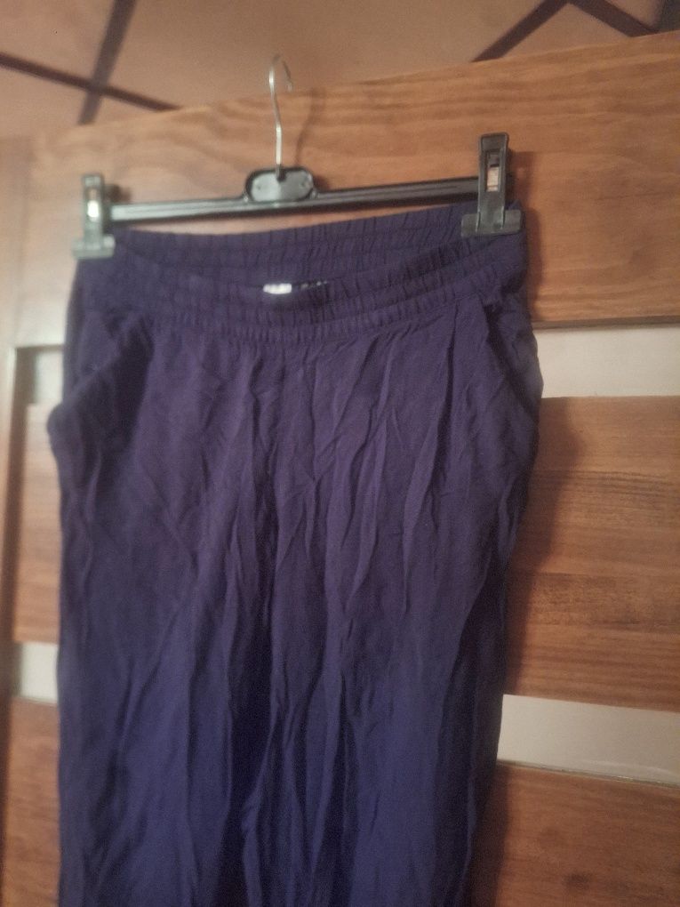 Spodnie dresowe damskie H&M,nowe,viskoza,stan idealny.