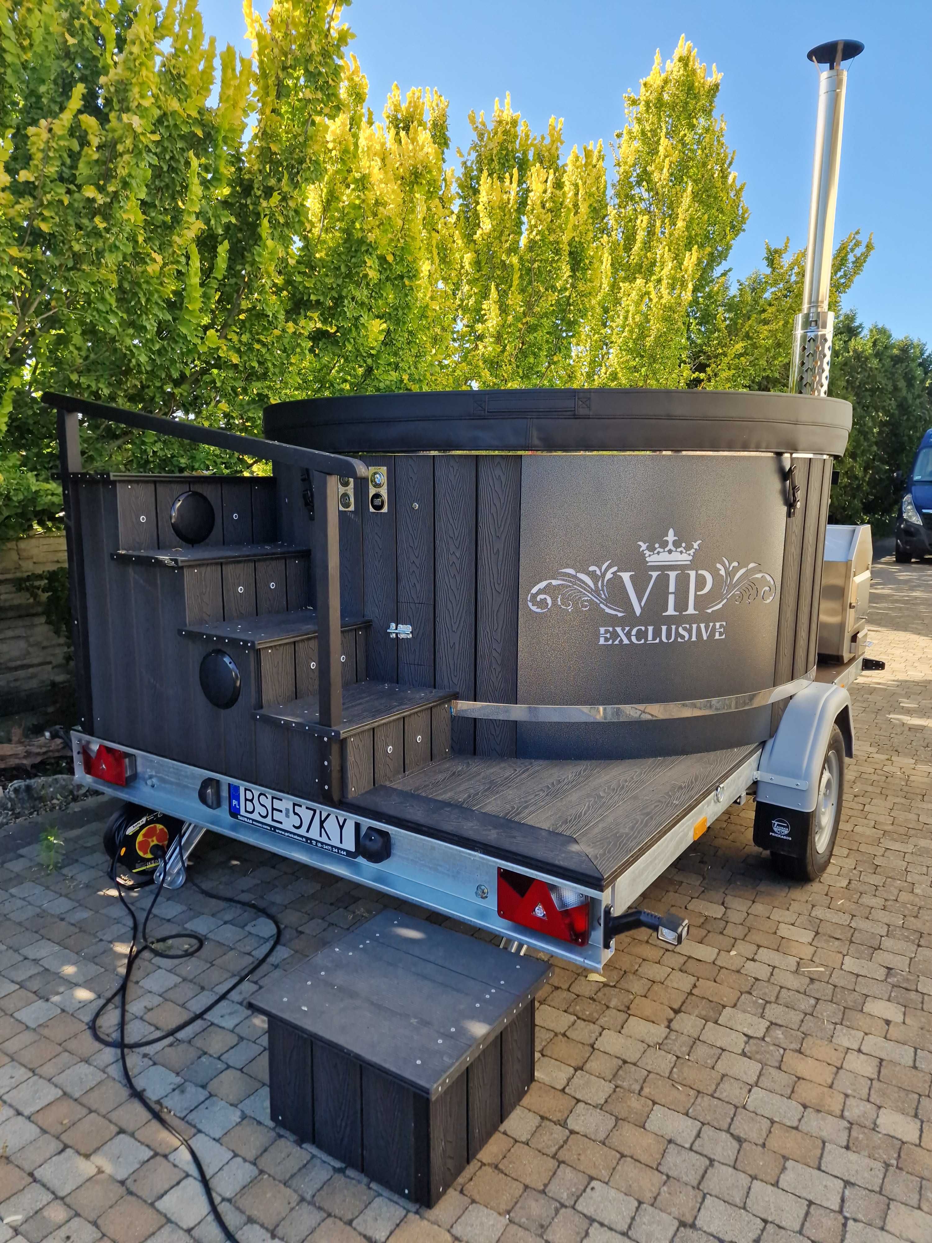 Mobilna balia z jacuzzi wynajem z wbudowanym nagłośnieniem bluetooth