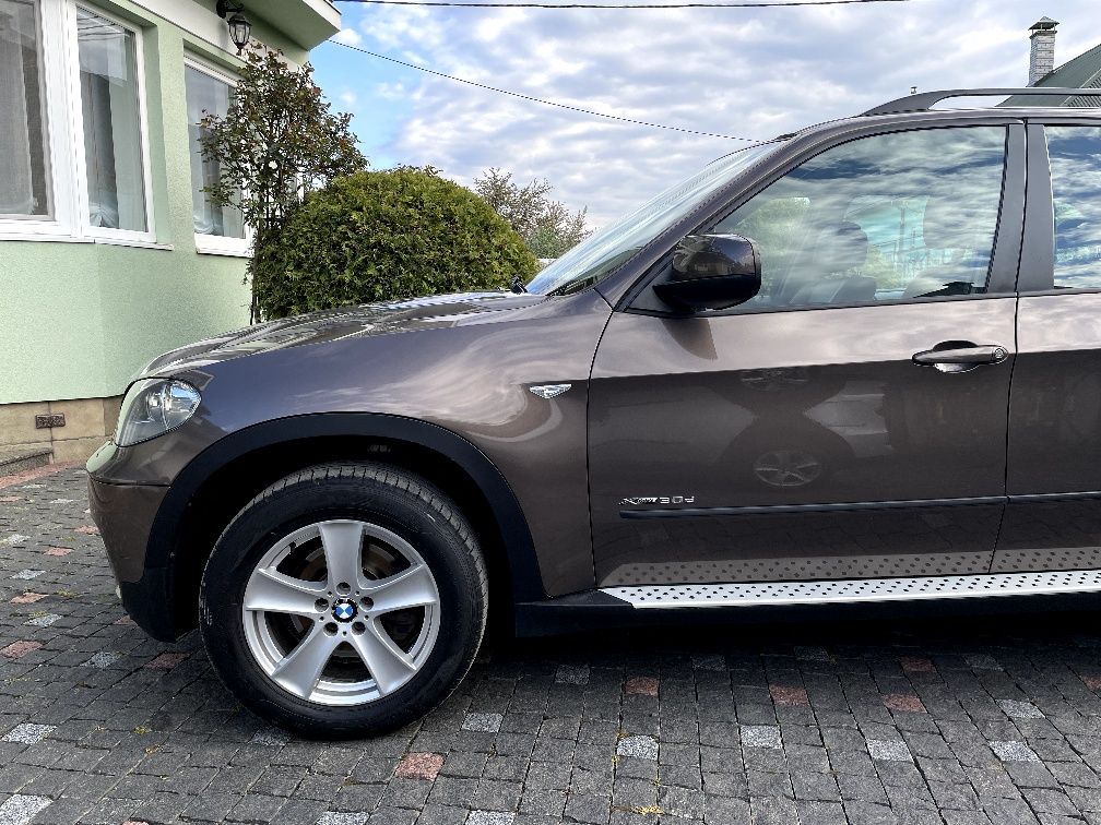 BMW X5 2012 x30d