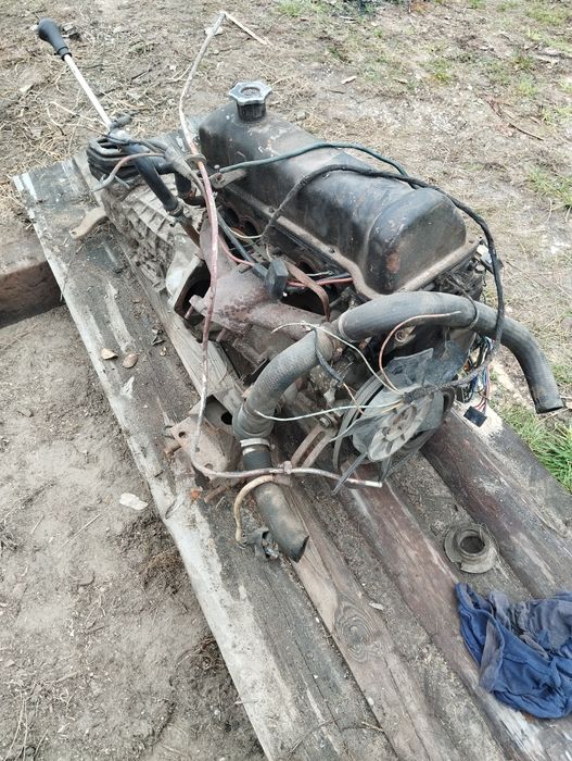 Продам коробка пятиступка у зборі з мотором і  передня балка