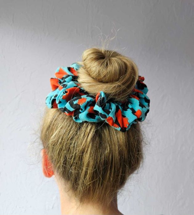 Scrunchie w panterkę