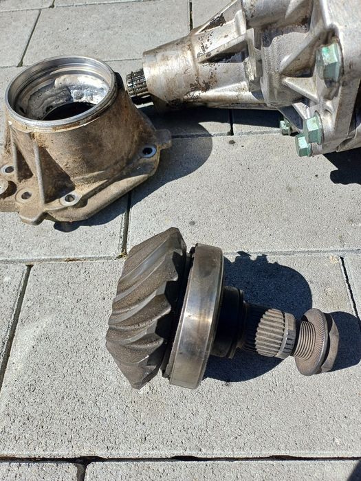 Роздатка фольцваген Т5