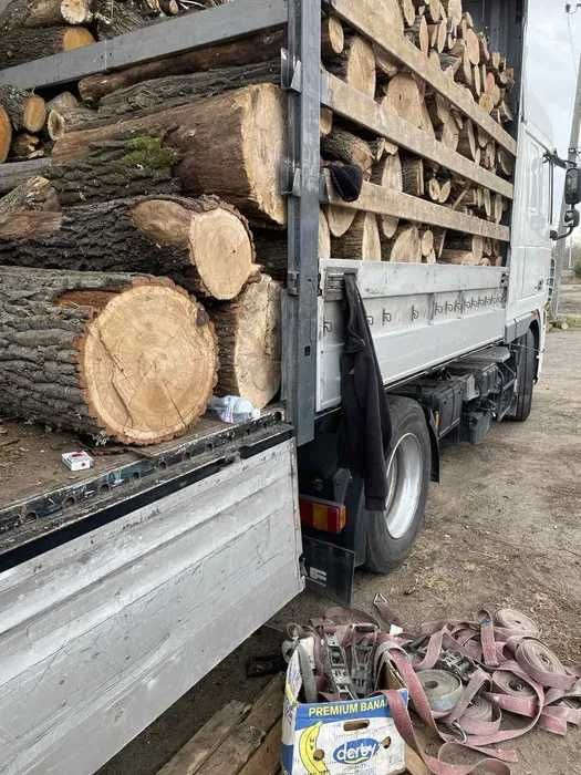 Дрова твердые дуб граб рубленые, колотые и метровые доставка со склада