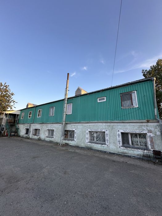 Приміщення з великою територією