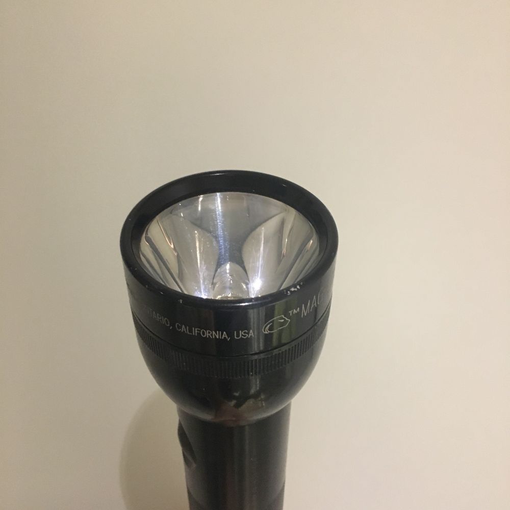 Lanterna MAG-LITE