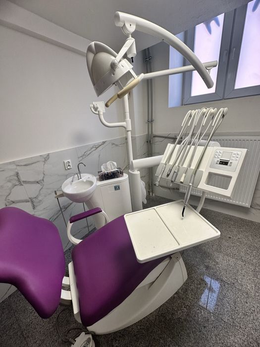 Unit stomatologiczny Chirana Dental w pelni sprawny