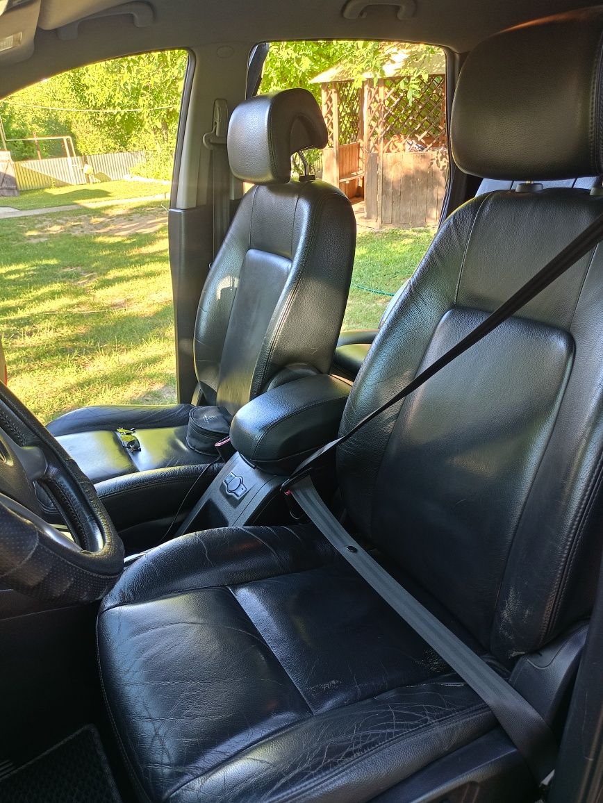 Продам власний автомобіль