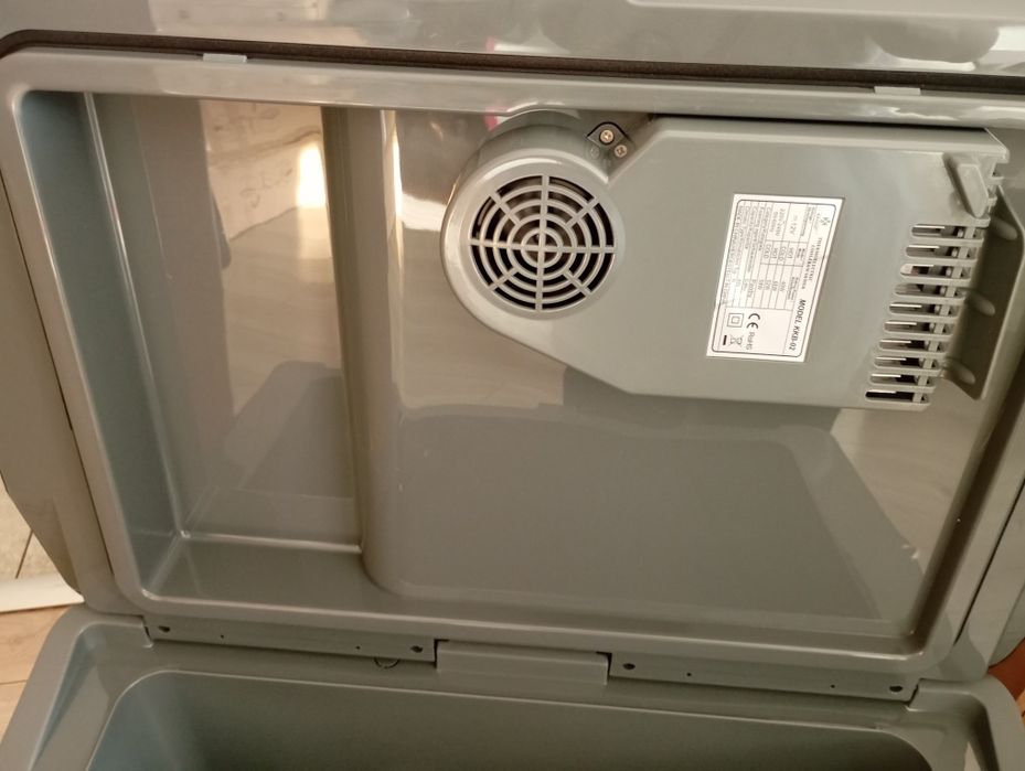 Lodówka turystyczna 40L