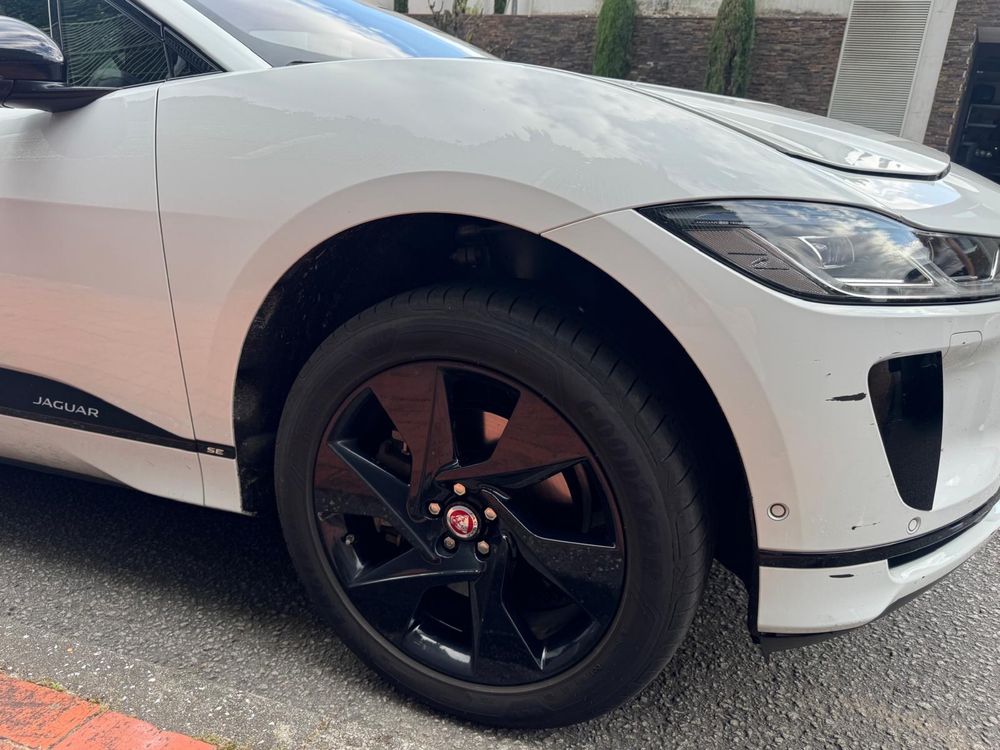 Jaguar IPace SE - nacional