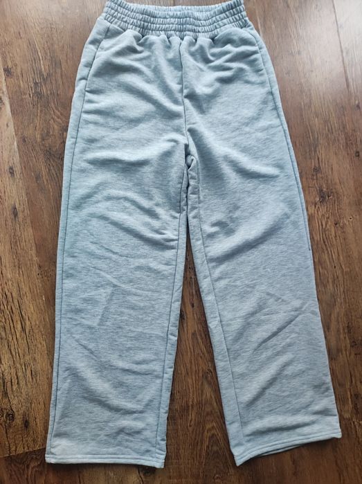 Szerokie spodnie dresowe