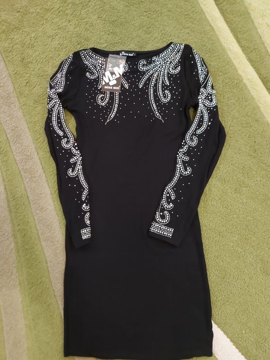 Гарне чорне плаття