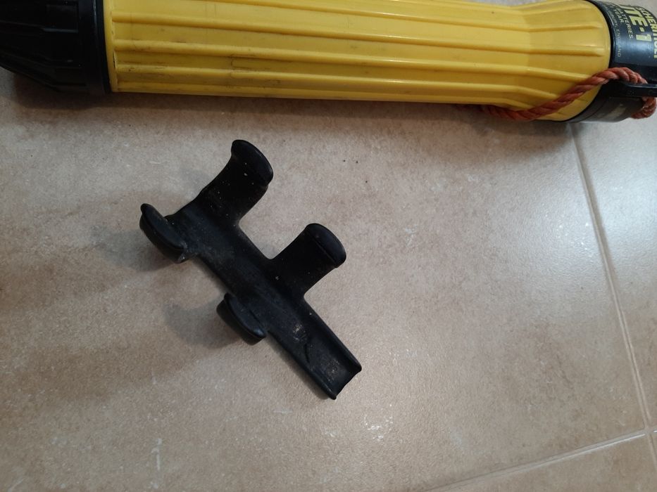 Bóia, luz de salvamento com suporte