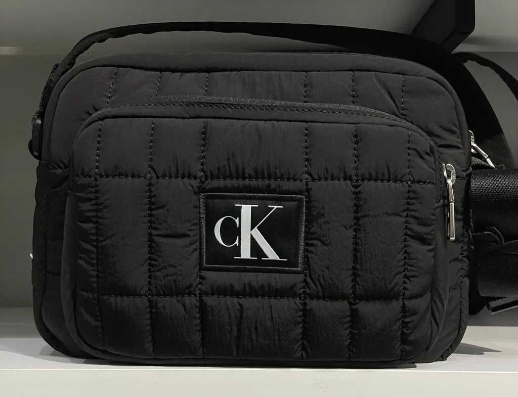 Новая сумка calvin klein (ck black city quilted camera bag) с америки