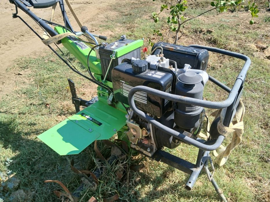 Motoenxada Vito VIMEDTD12A 456Ccc 12cv Diesel