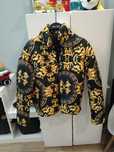 Kurtka w stylu Versace