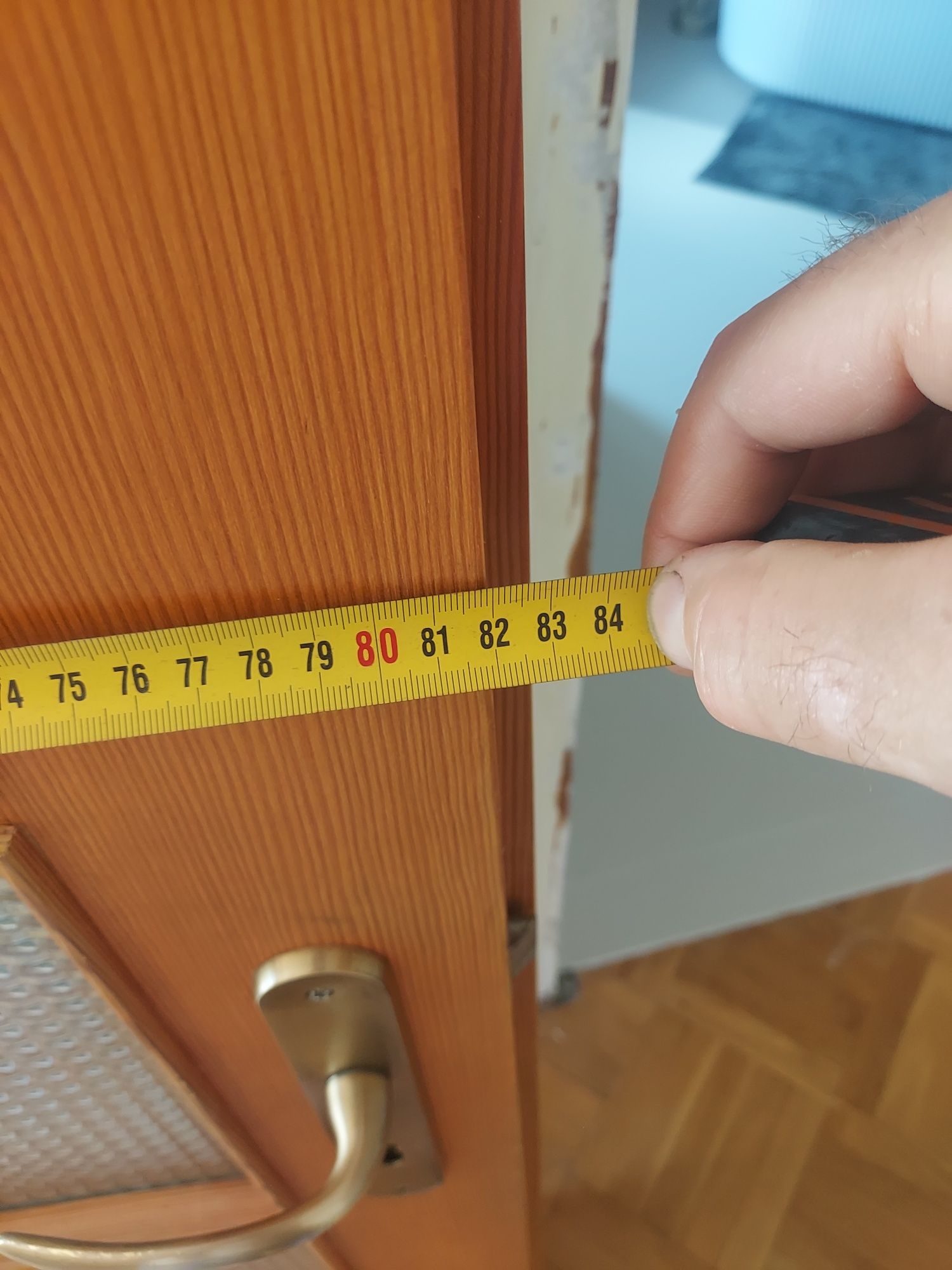 Drzwi wewnętrzne sosna.