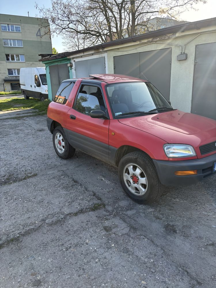 Sprzedam Toyote rav4