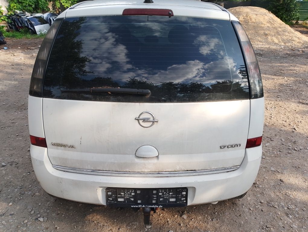 Klapa tył opel Meriva a
