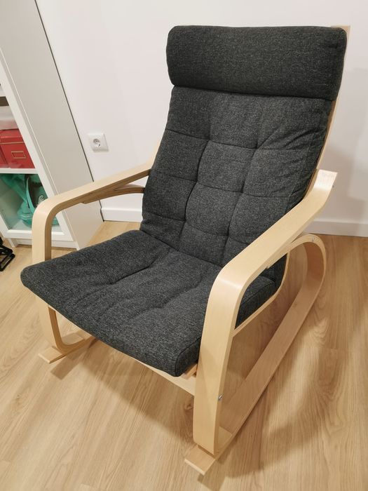 Cadeirão Poang + repousa pés