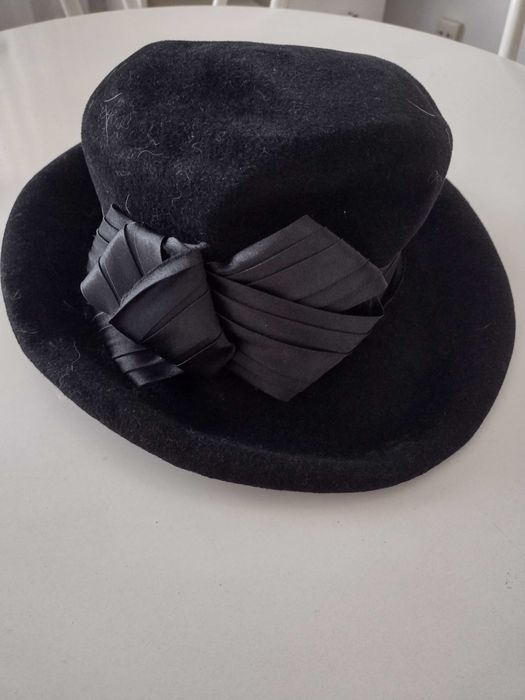 Sprzedam eleganckie futro damskie i kapelusz