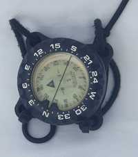 Kompas SUB GEAR w obudowie z gumkami do nurkowania