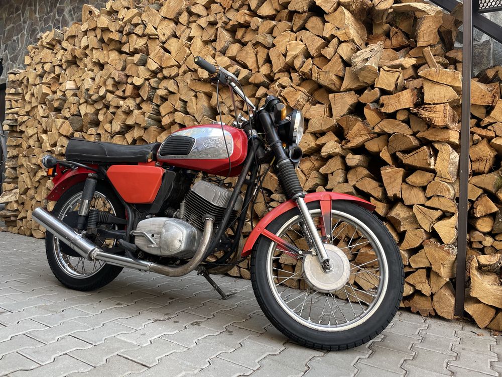 Ява Jawa 350 12v на реєстрації