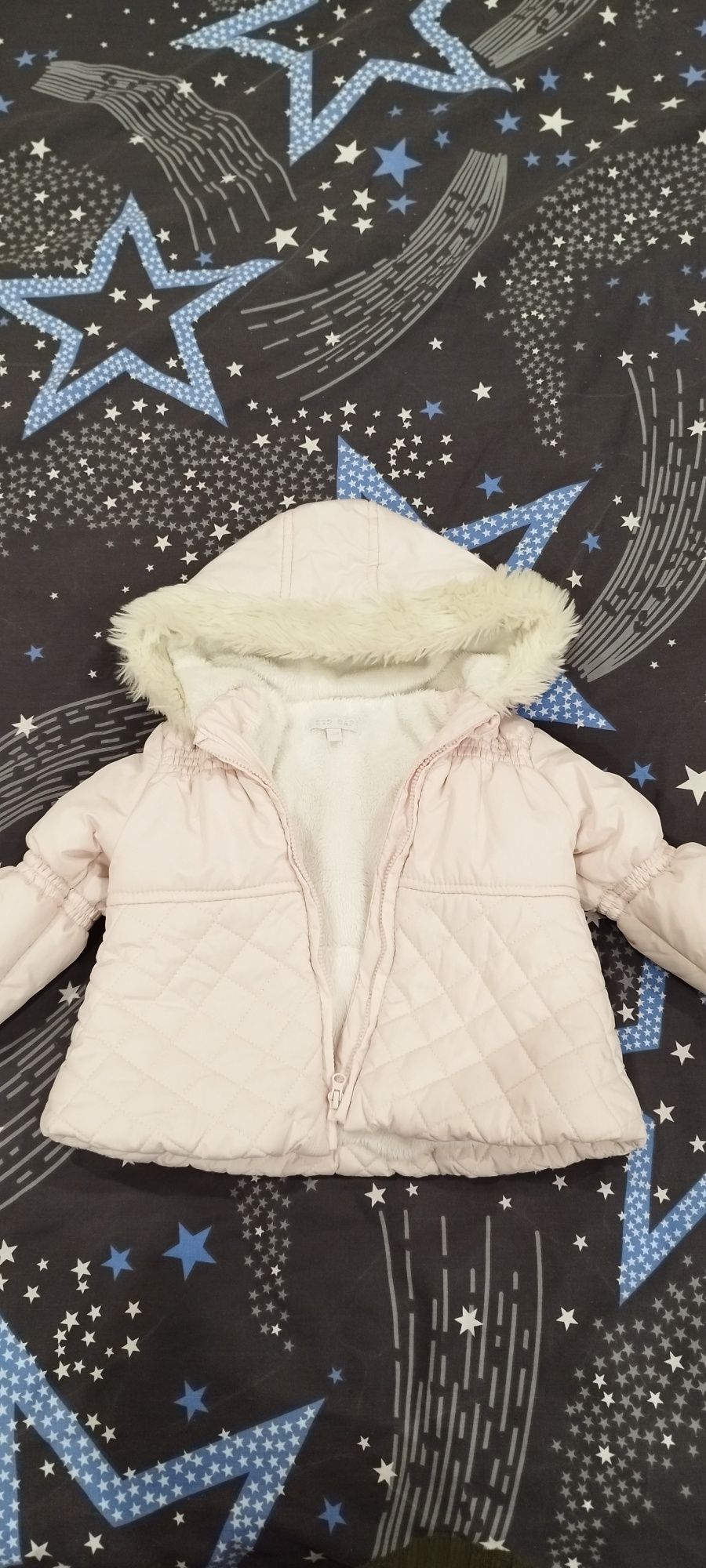 Дитяча тепленька курточка з капюшоном