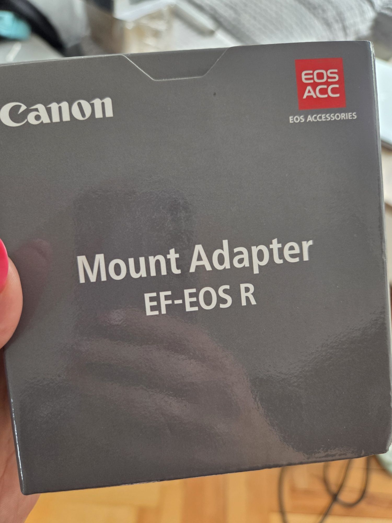 Adapter Canon adapter EF-EOS R

EF-EOS R