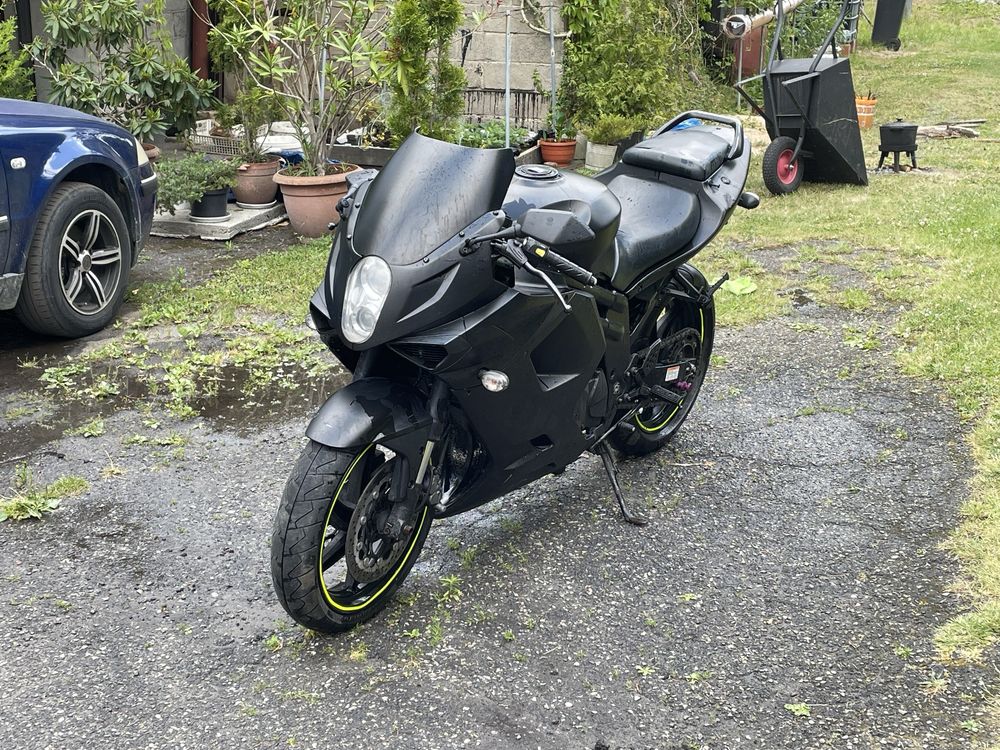 Hyosung GT 650