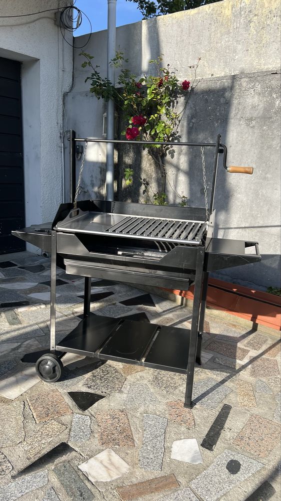 Churrasqueira/Barbecue