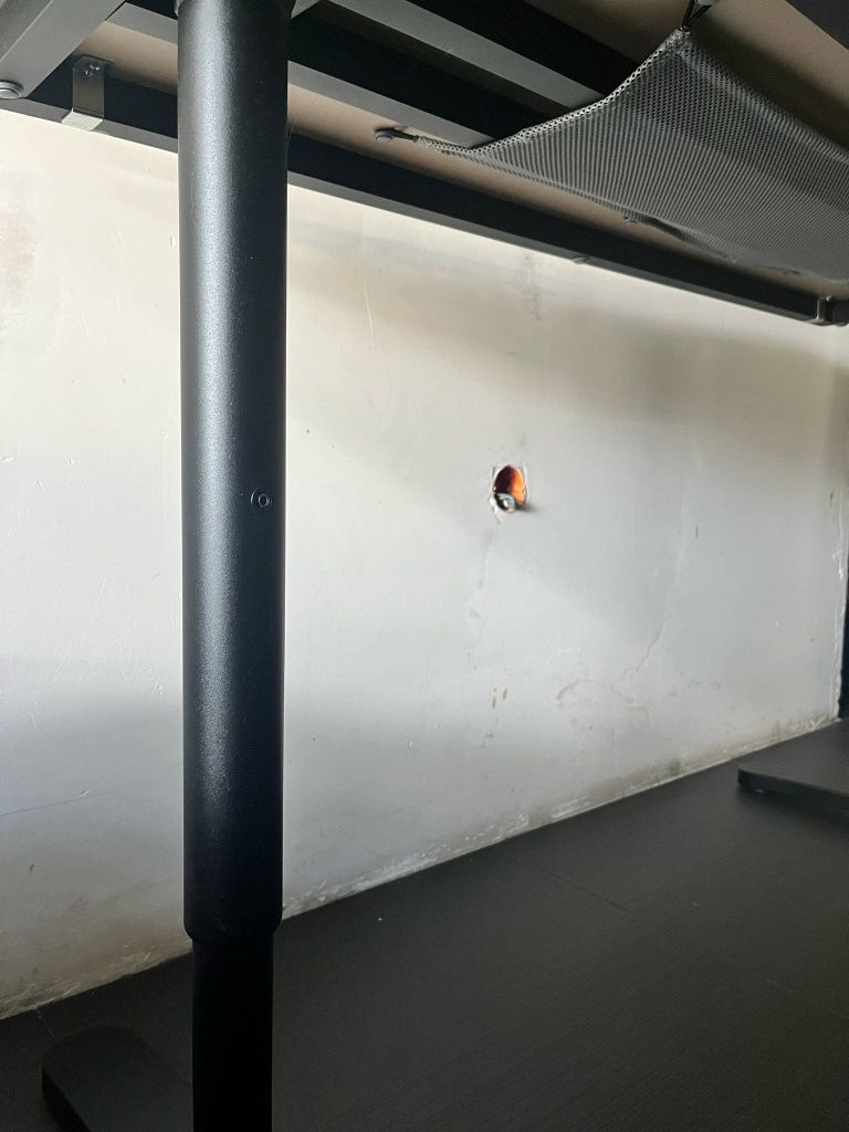 Biurko ikea Bekant
