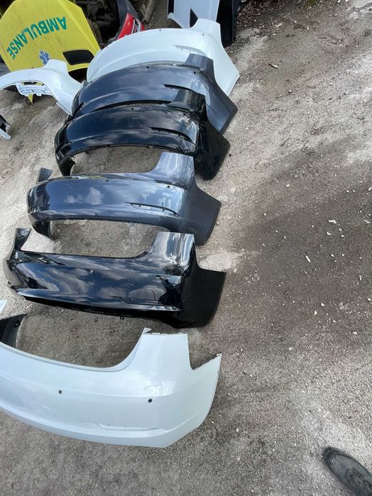 Бампер задній Tesla model 3 задній бампер оригінал бу тесла бампер