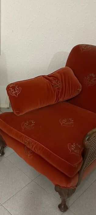 Par de poltronas antigas  impecaveis