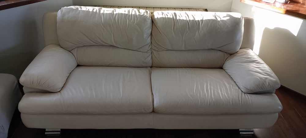 Sofa ecru + pufa skóra prawdziwa tanio