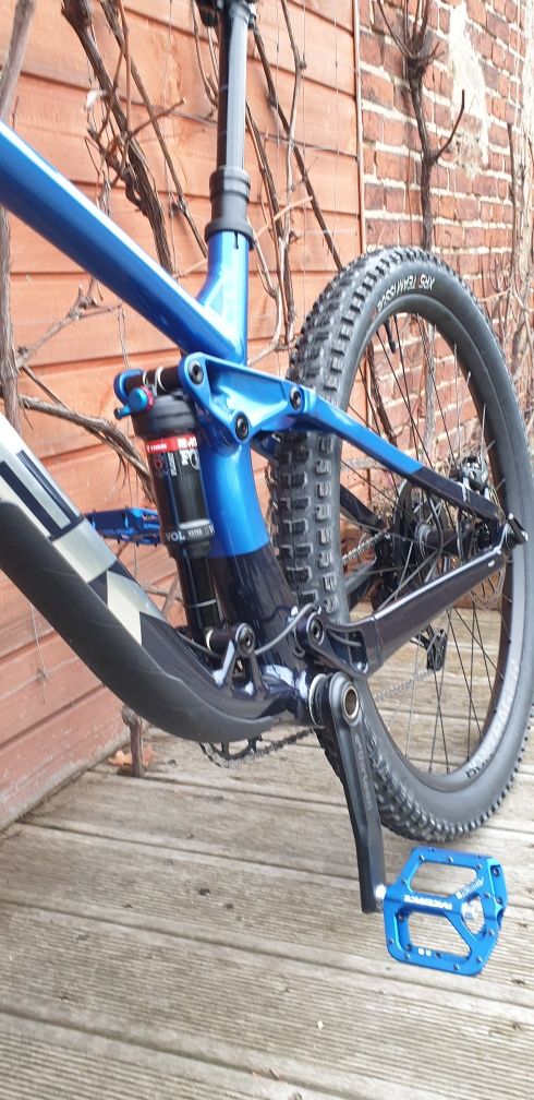 TREK FUEL EX 8 2023 gen 5