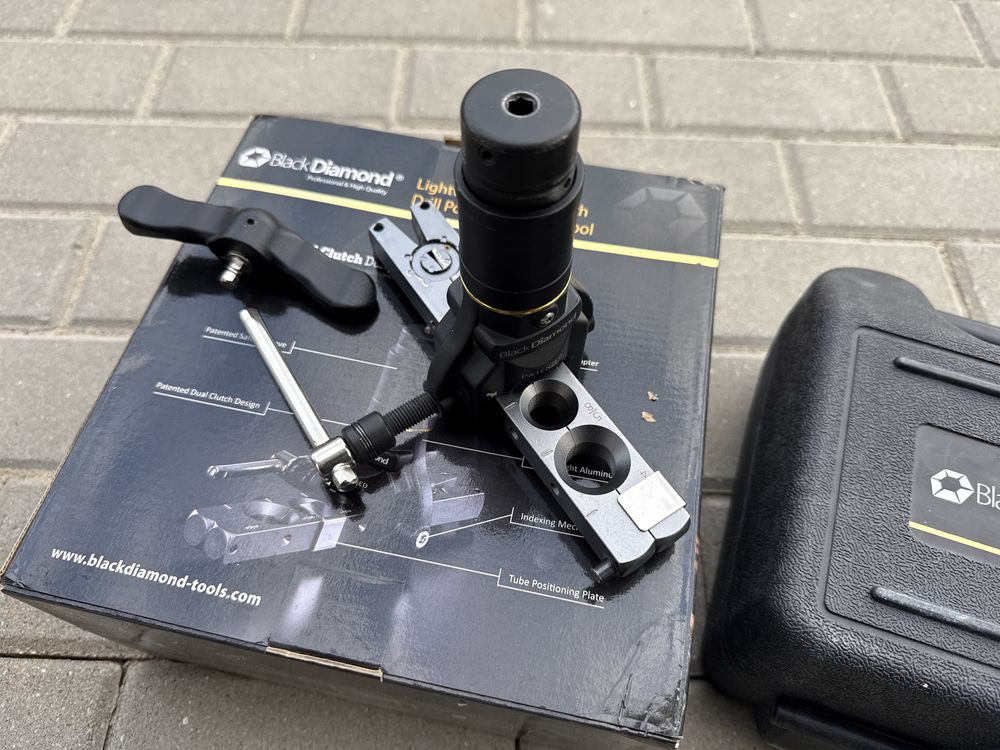 Kielicharka BLACK DIAMOND 15545 z adapterem pod wkrętarkę Stan idealny