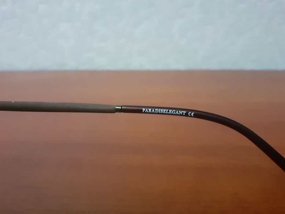 Продам очки для близи +1,50