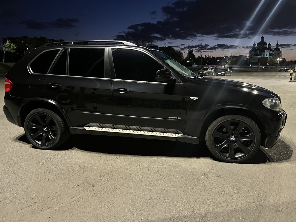 BMW X5 e70 2010 3 литра газ