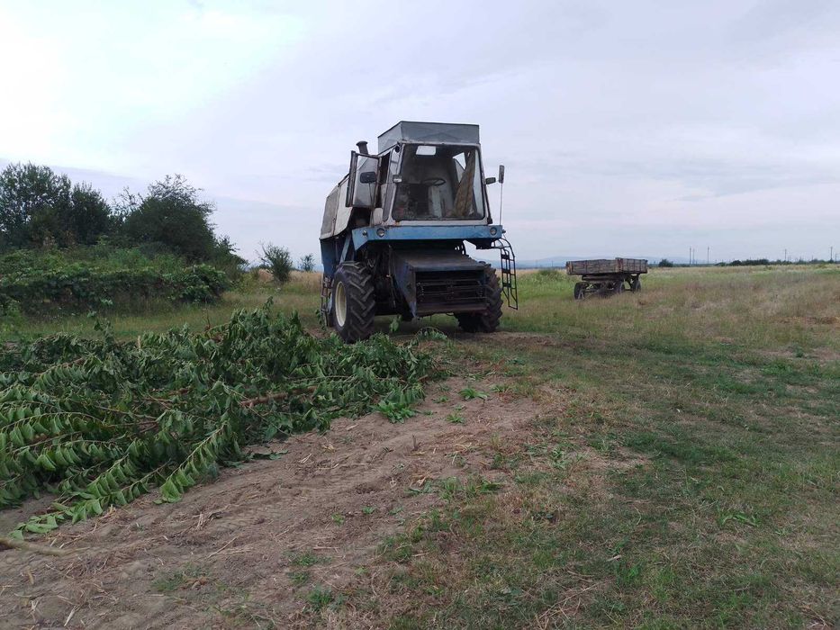 Срочно продається зерновий комбайн Е512 Форшіт
