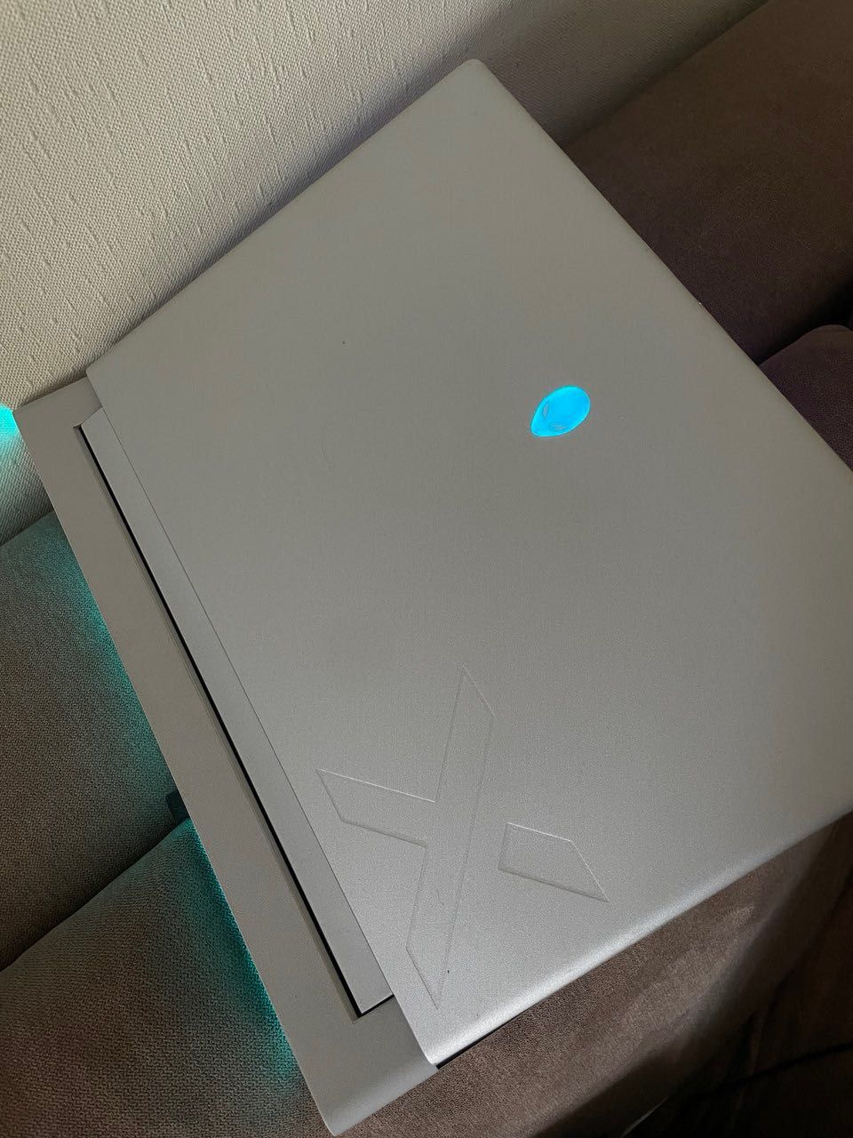 Alienware X16 GeForce RTX 4080, 12 GB/32 GB DDR5/Intel Core i9-13900HK