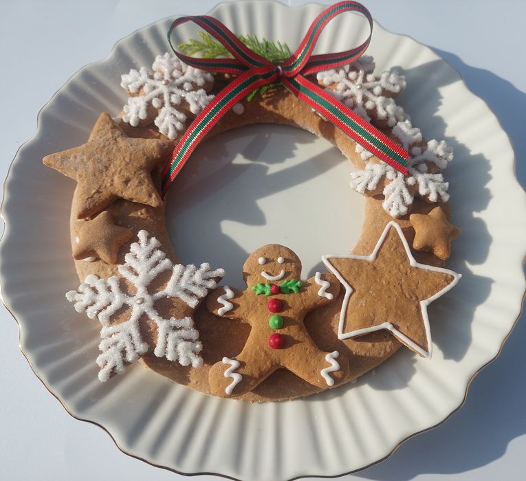 Wianek z Piernika Gwiazdka Pan Ciastek Pierniczki Mikołajki Prezent