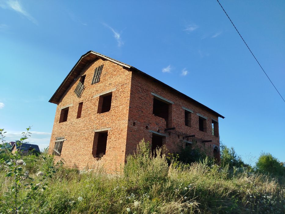Продам незавершений будинок в Павлівці