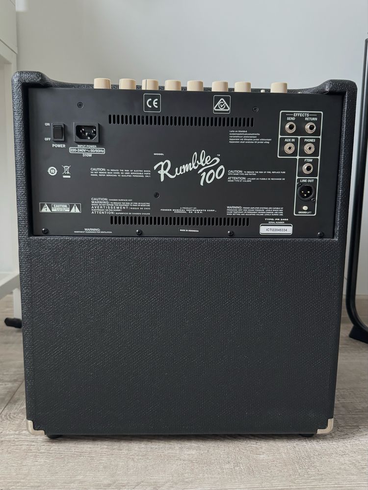 Wzmacniacz basowy Fender Rumble 100 v3 - stan IGŁA