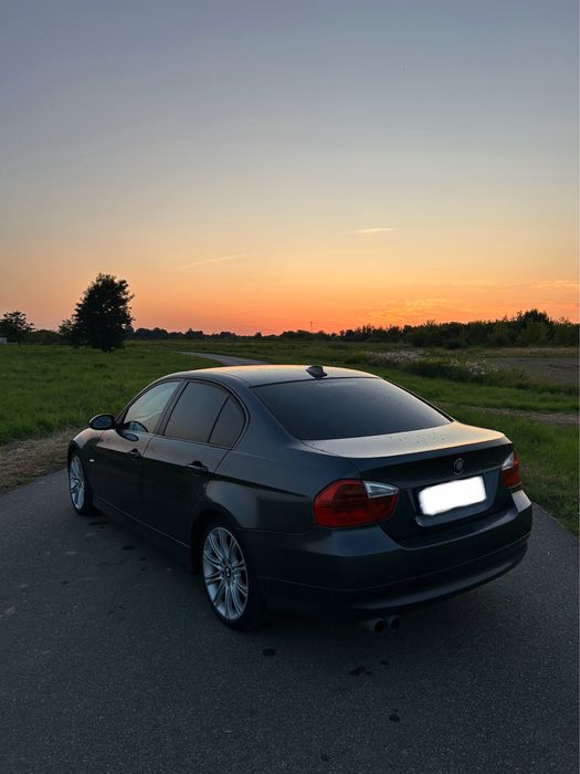 BMW E90 330xi • 258KM • 4x4 • Automat • LPG