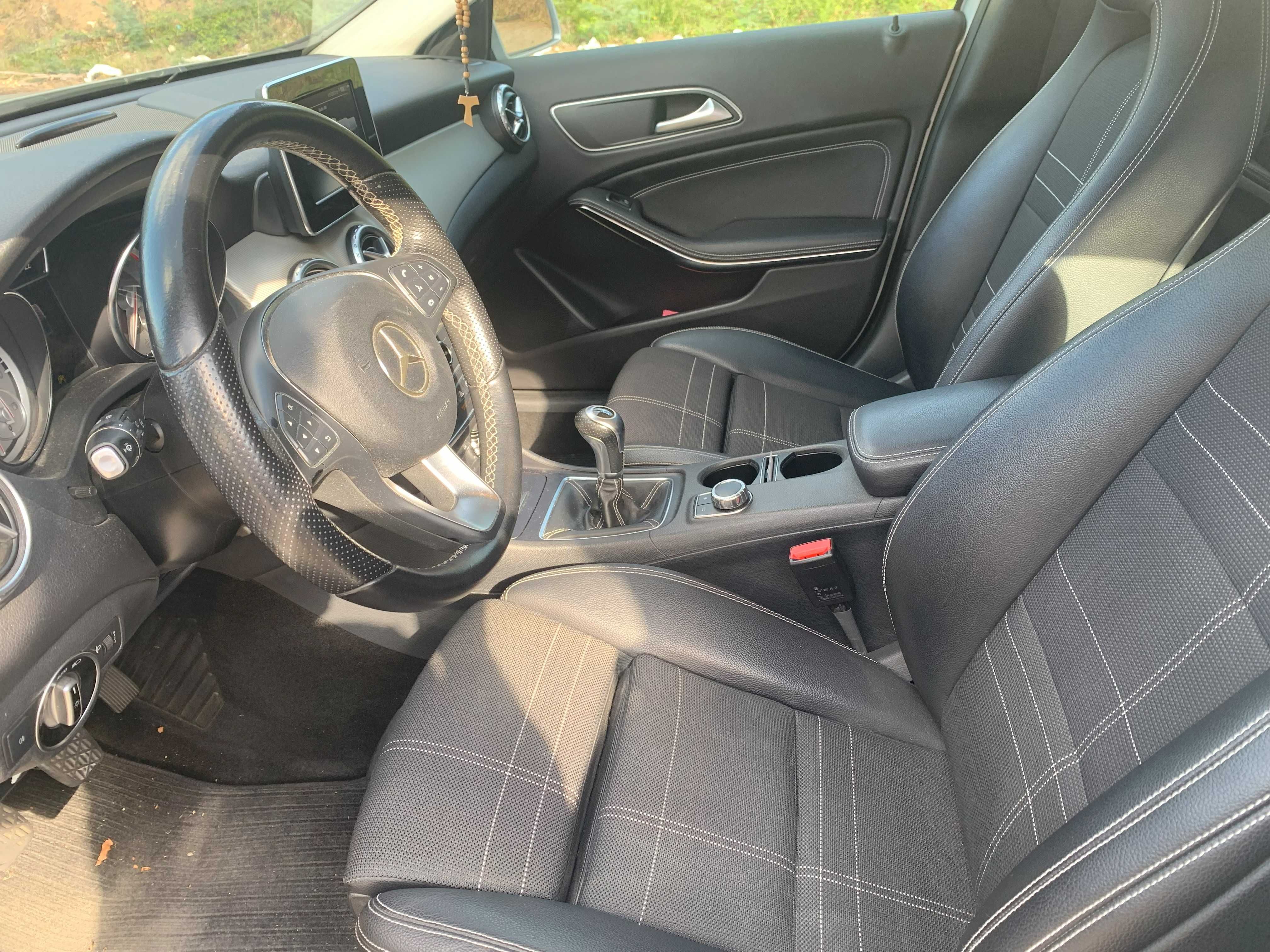 Mercedes-Benz GLA 180d