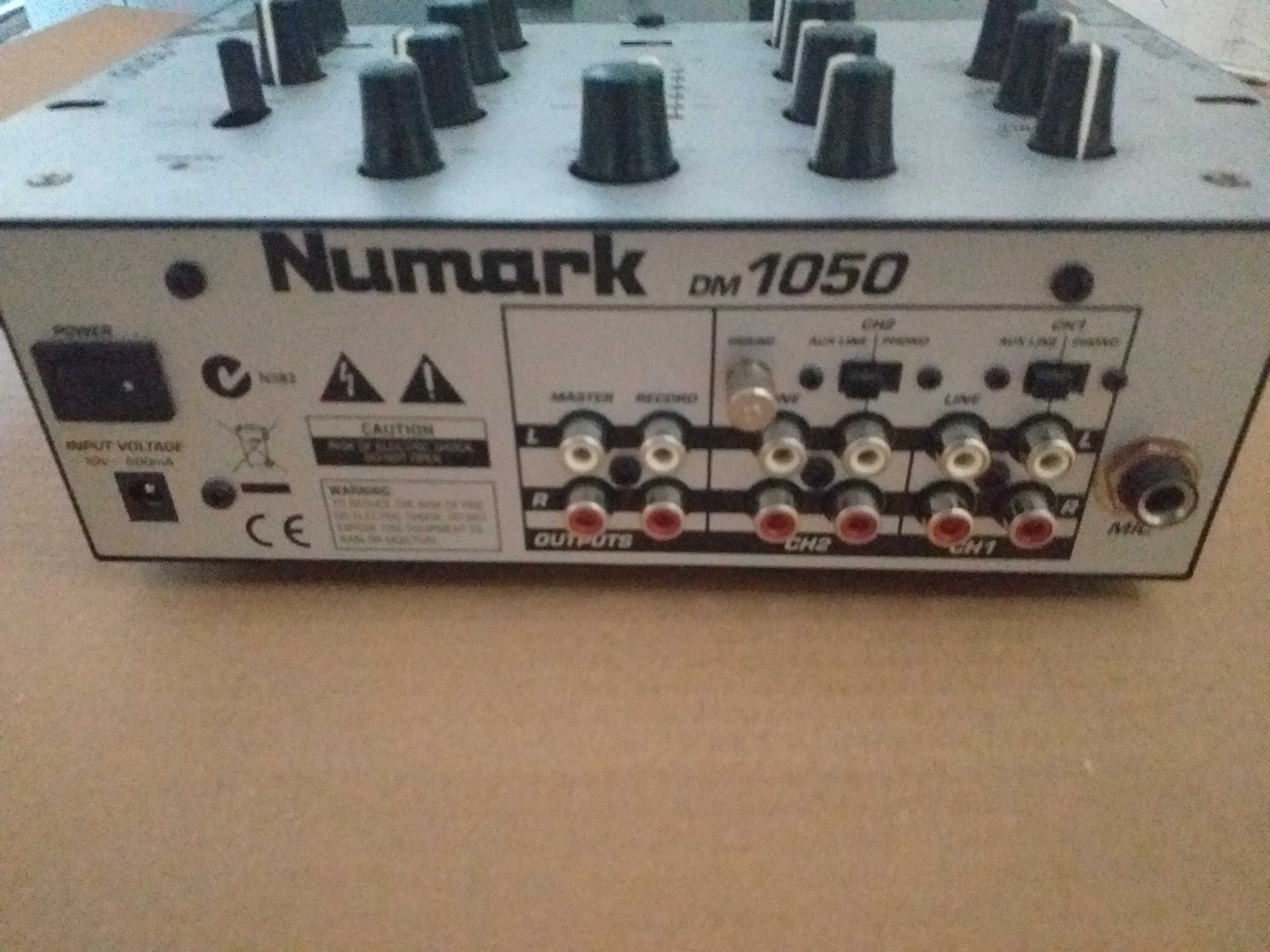 Mesa mistura Numark